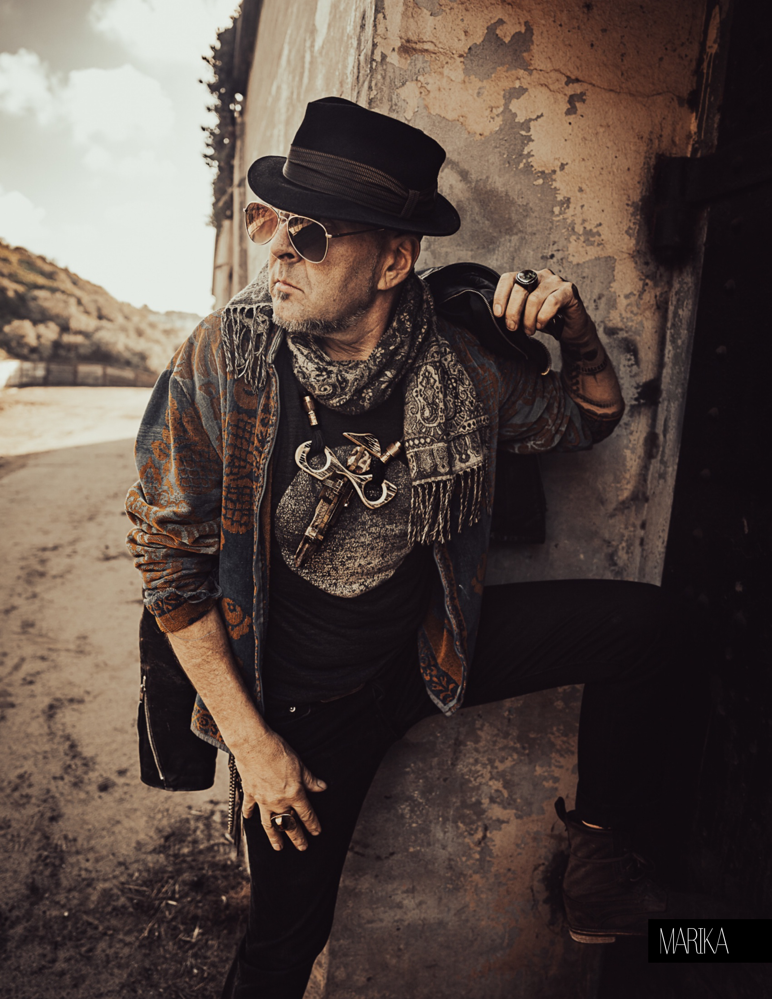 Kisau Photography by Paul Tocatlian