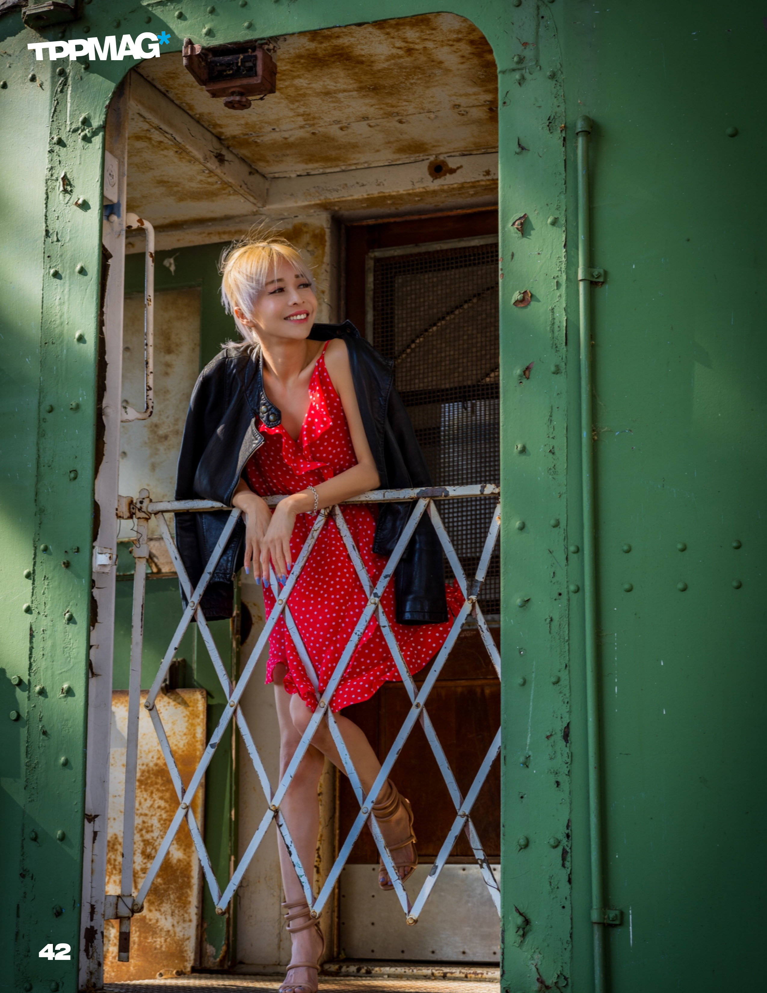 Kisau Photography by Paul Tocatlian