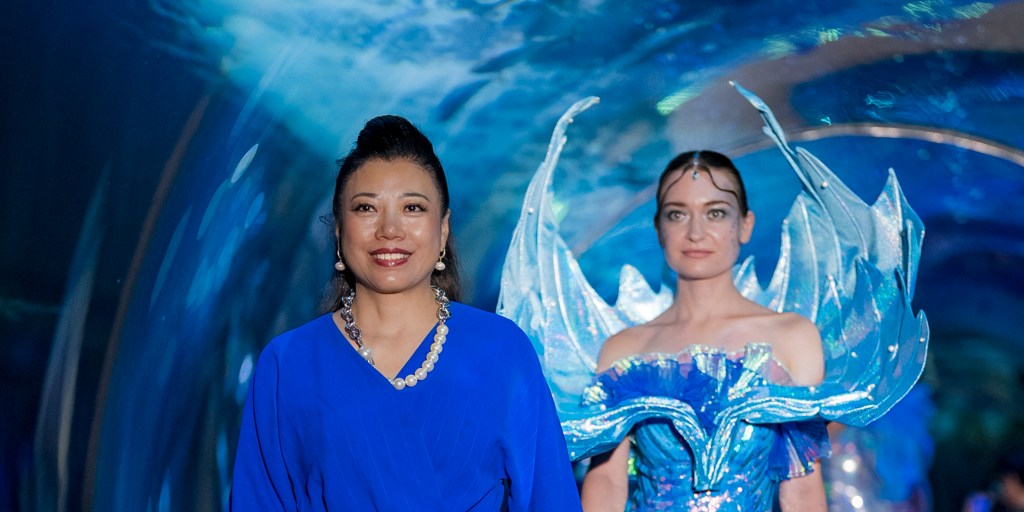 Joanna Jia Couture’s “Water of Life” Collection: A Runway Celebration at the Aquarium of the&nbsp;Bay