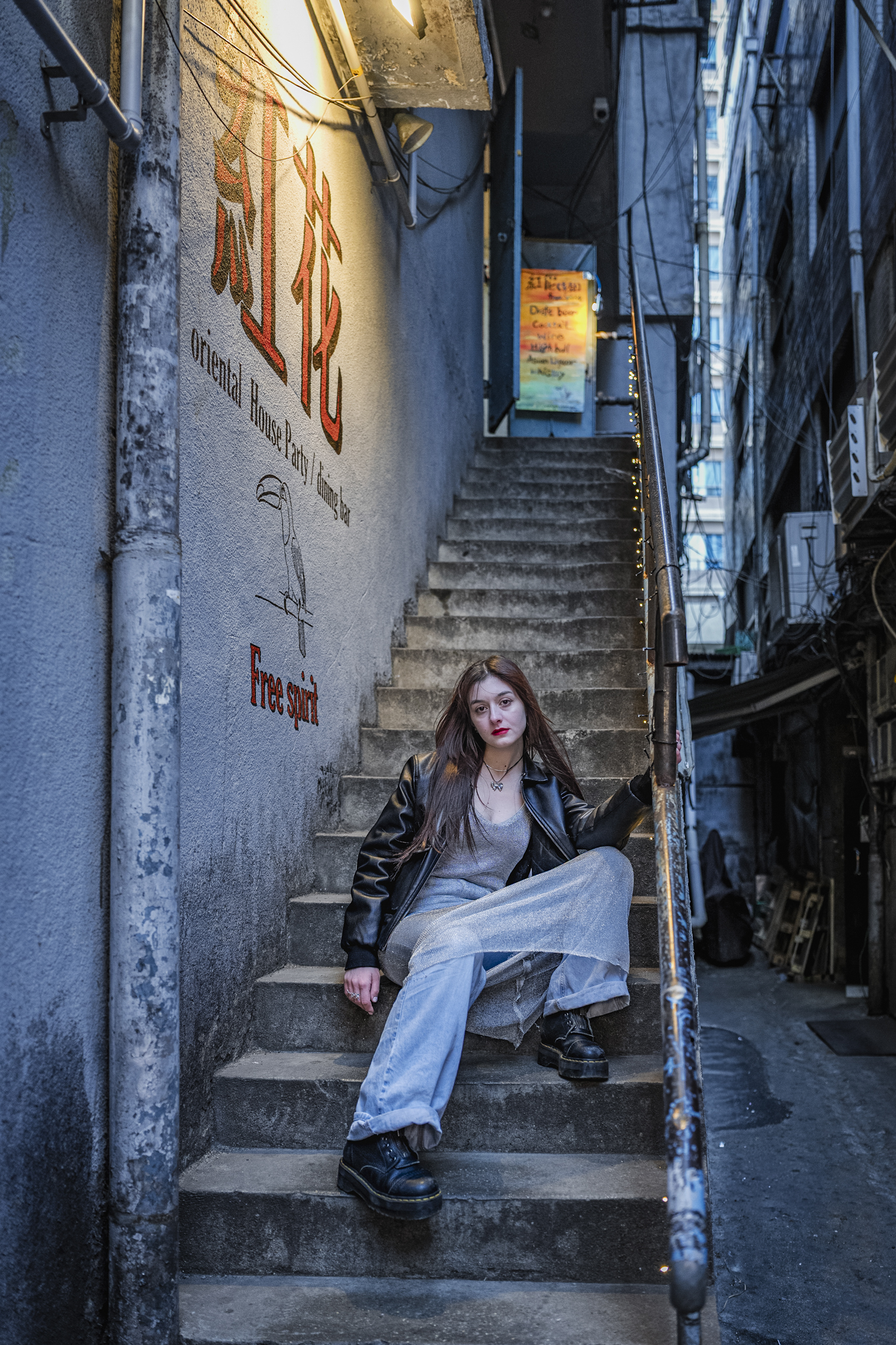Clara Barbieri in Seoul | Design by Scott Braxton | Photography by Paul Tocatlian