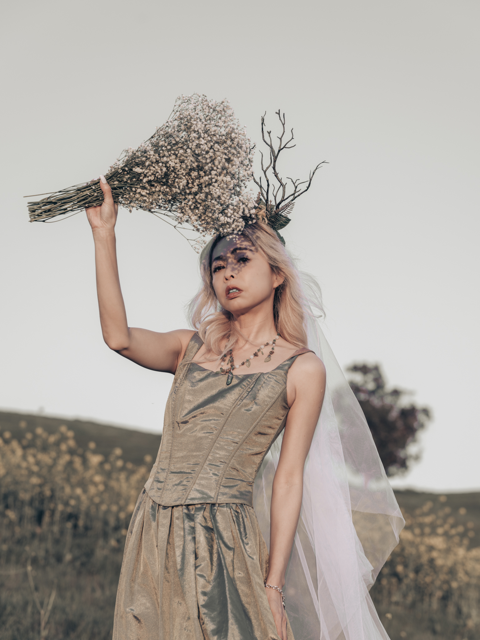 The Constellation in Her Hands | Stacy Huang | Kisau Photography