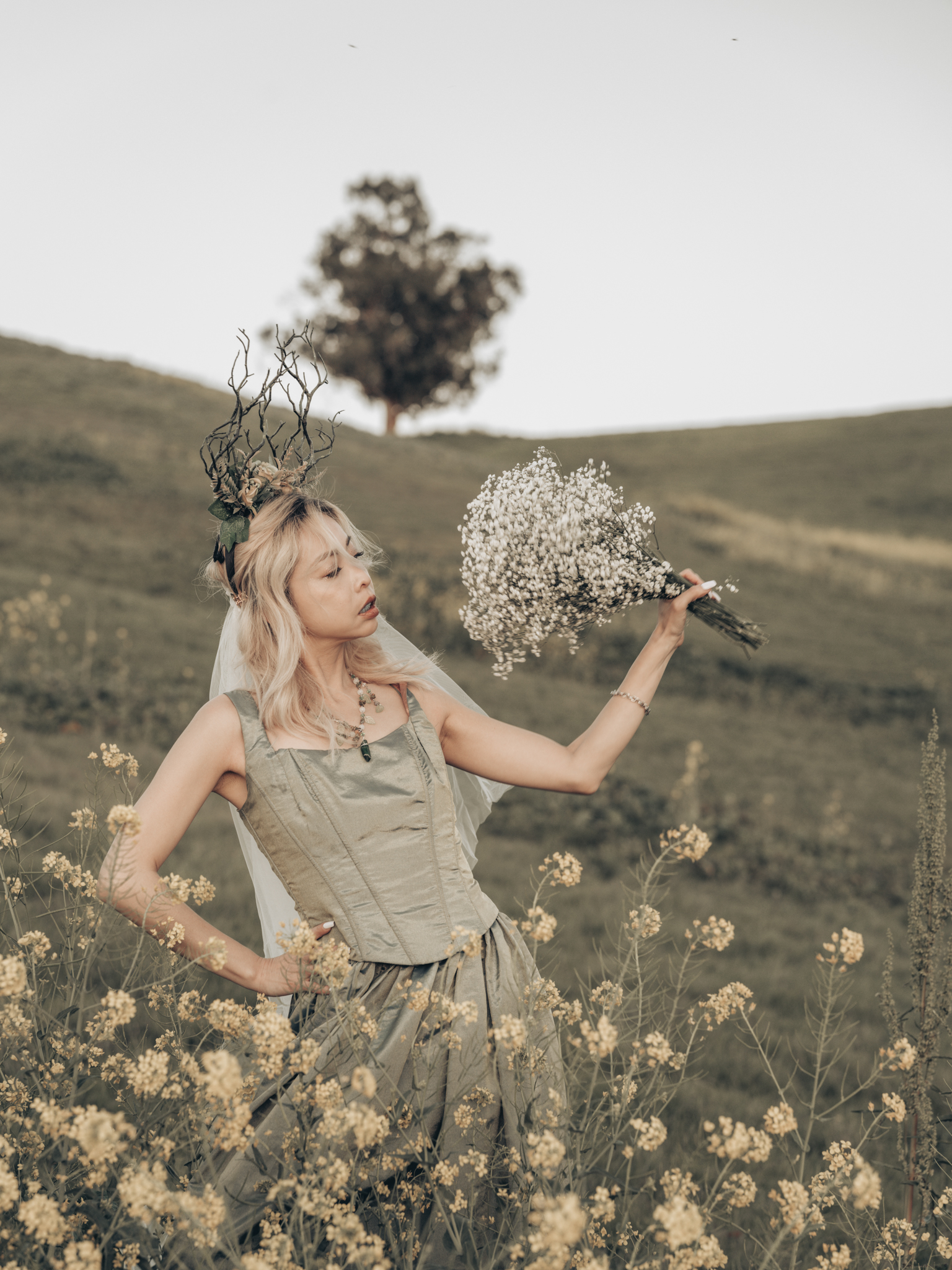 The Constellation in Her Hands | Stacy Huang | Kisau Photography