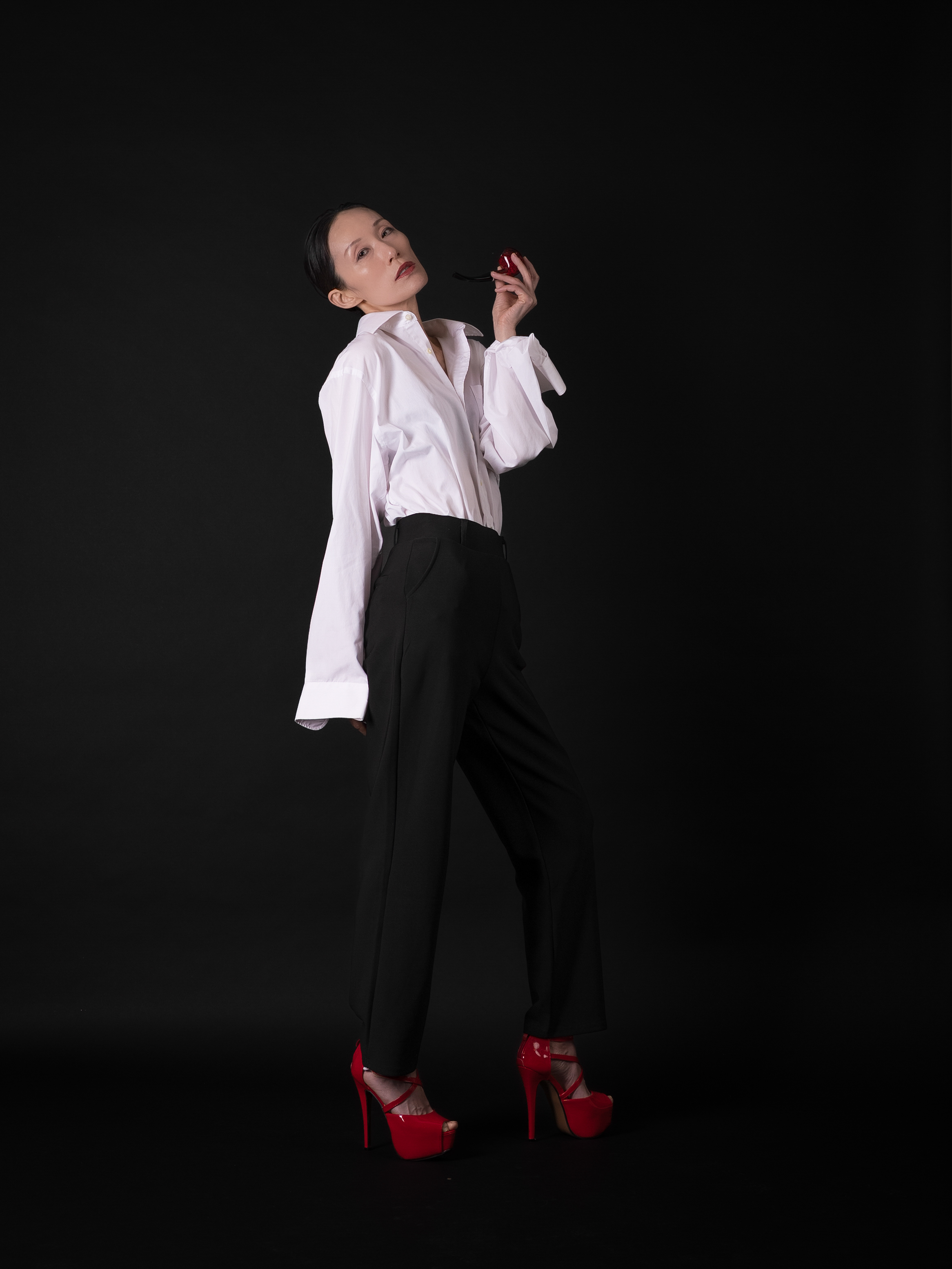 Jing Su | Performance Blurs Reality | Kisau Photography